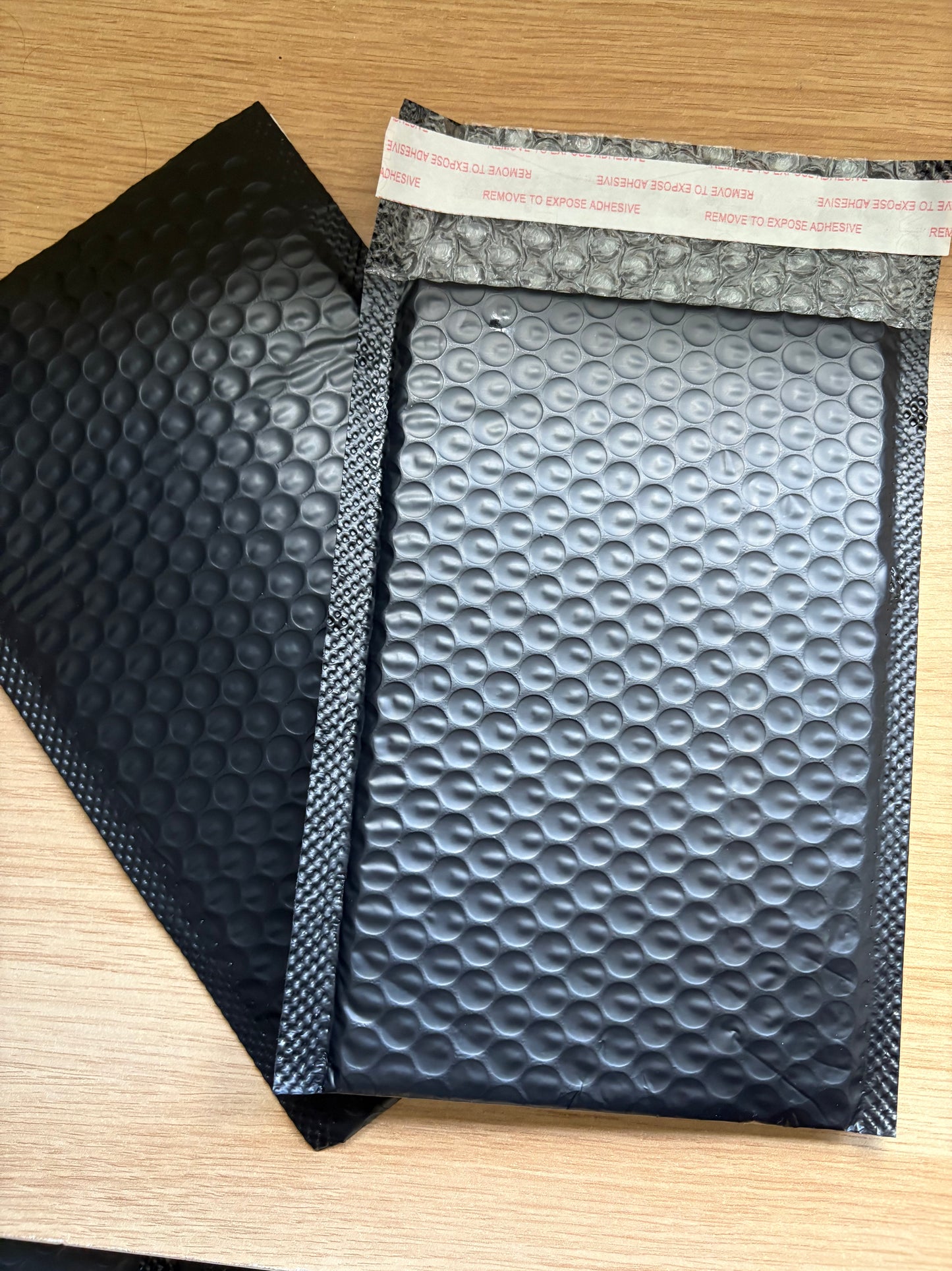 Medium Jiffy Bag Black