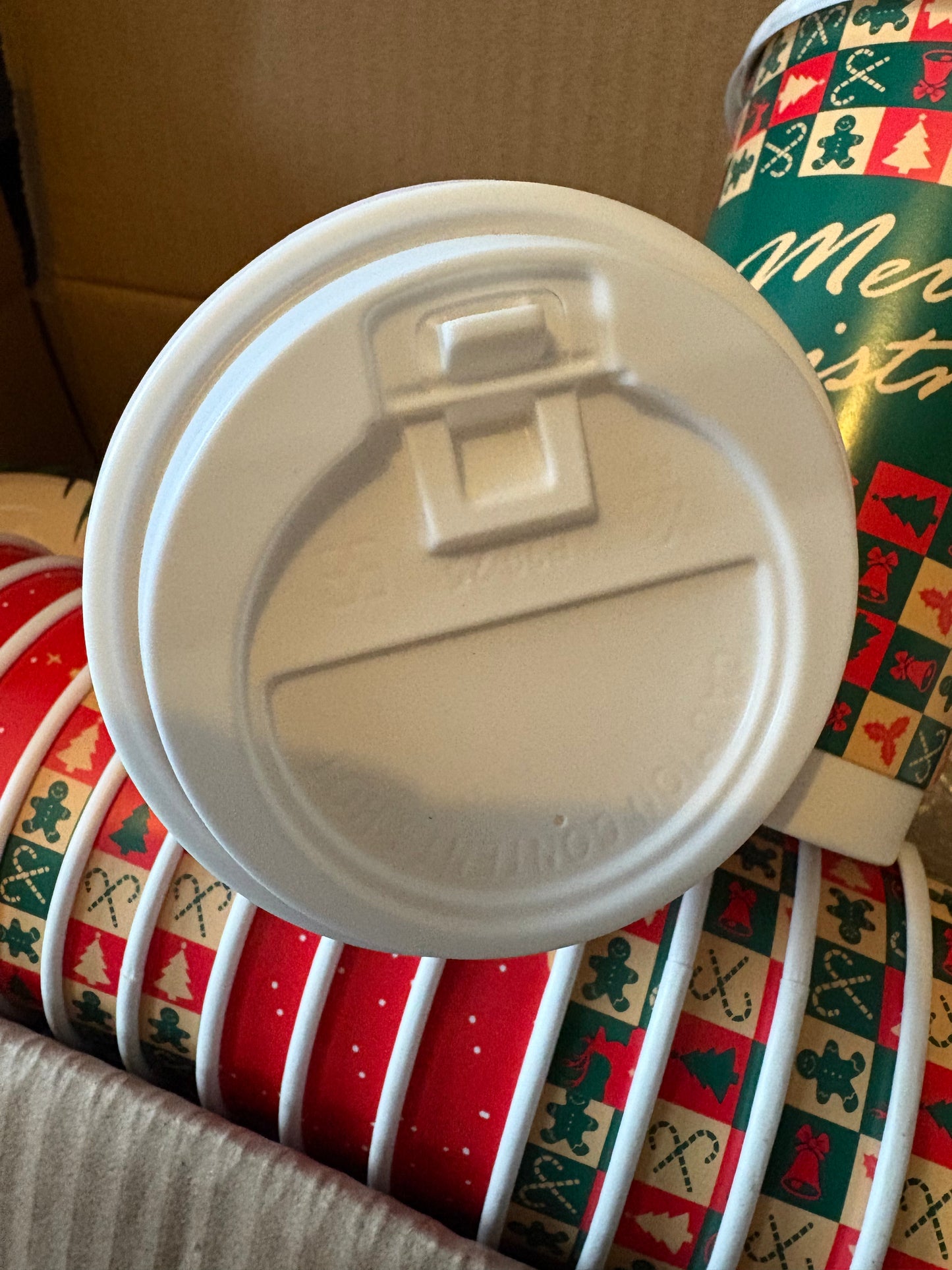 Christmas Insulated Hot Cup with Lid 520ml