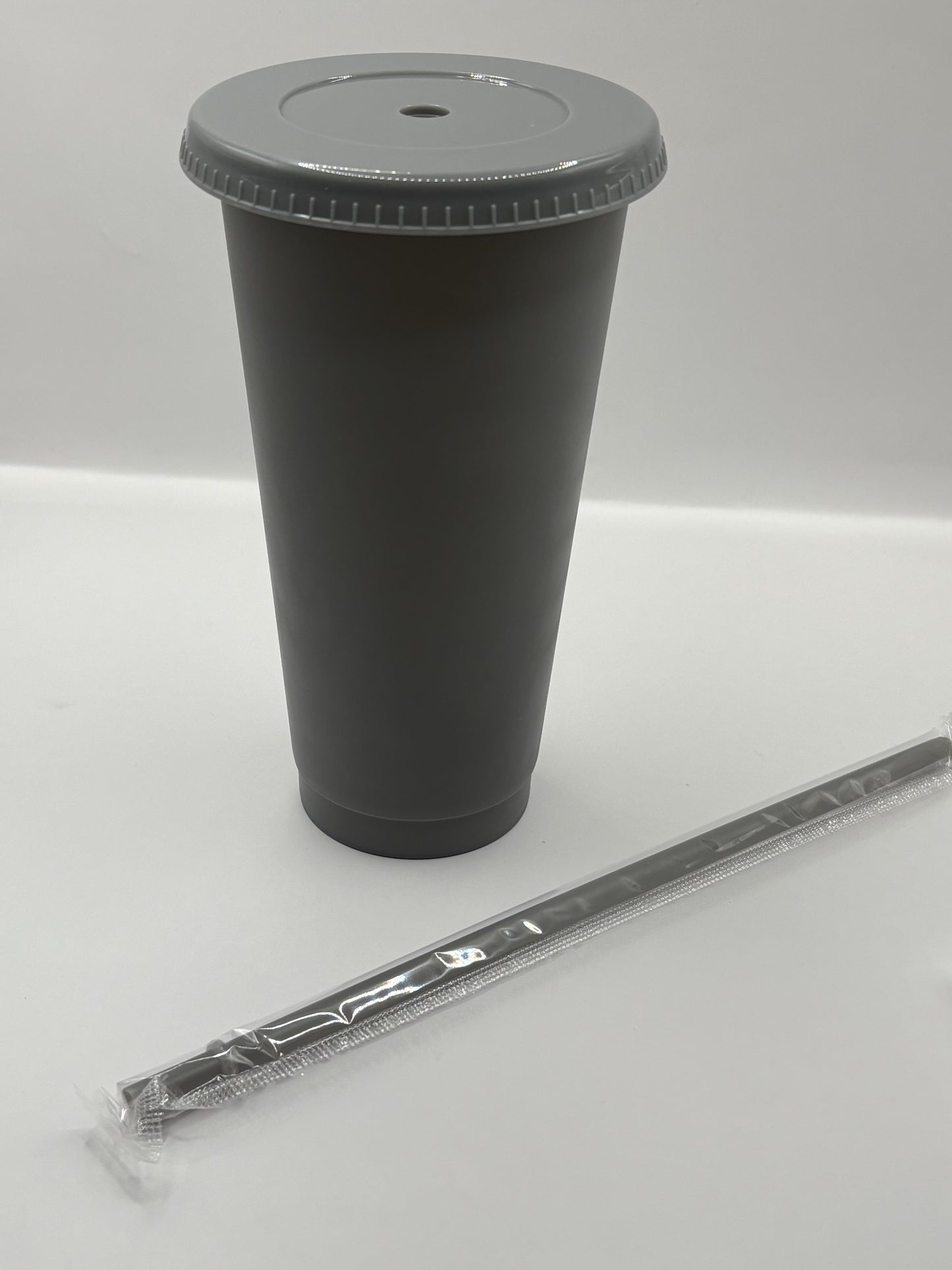 Cup 24oz Grey with Lid & Straw